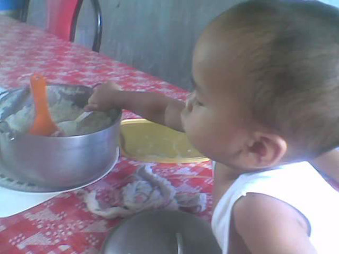 When He's Too Hungry To Get A Plate