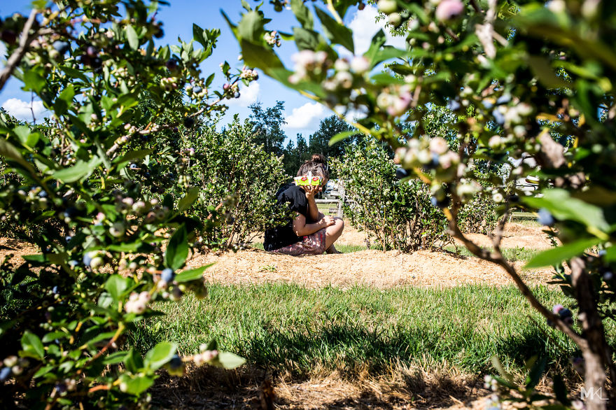 I Keep Trying To Photograph My Girlfriend But She Won't Let Me (part 2)