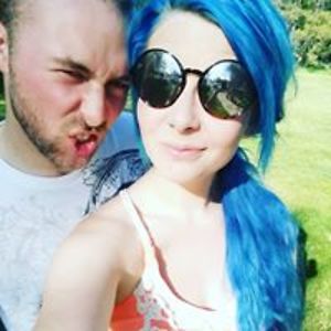 jojoyellow1713 avatar