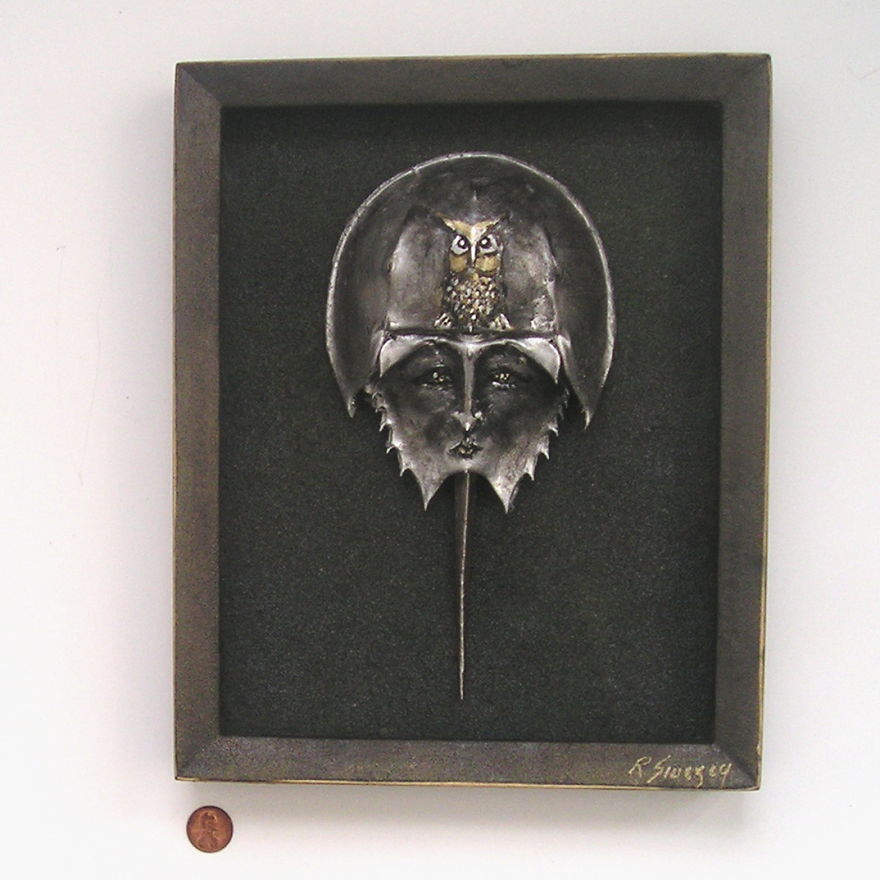 I Create Artwork From Horseshoe Crabs I Create Artwork From Horseshoe Crabs