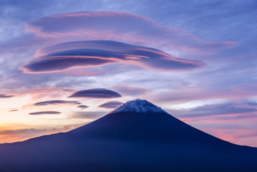 I Photographed Various Shapes Of Lenticular Clouds In One Day Above The Mountain Fuji I Photographed Various Shapes Of Lenticular Clouds In One Day Above The Mountain Fuji