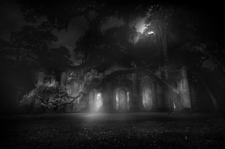 Life After People: I Photographed The Old Sheldon Church Life After People: I Photographed The Old Sheldon Church