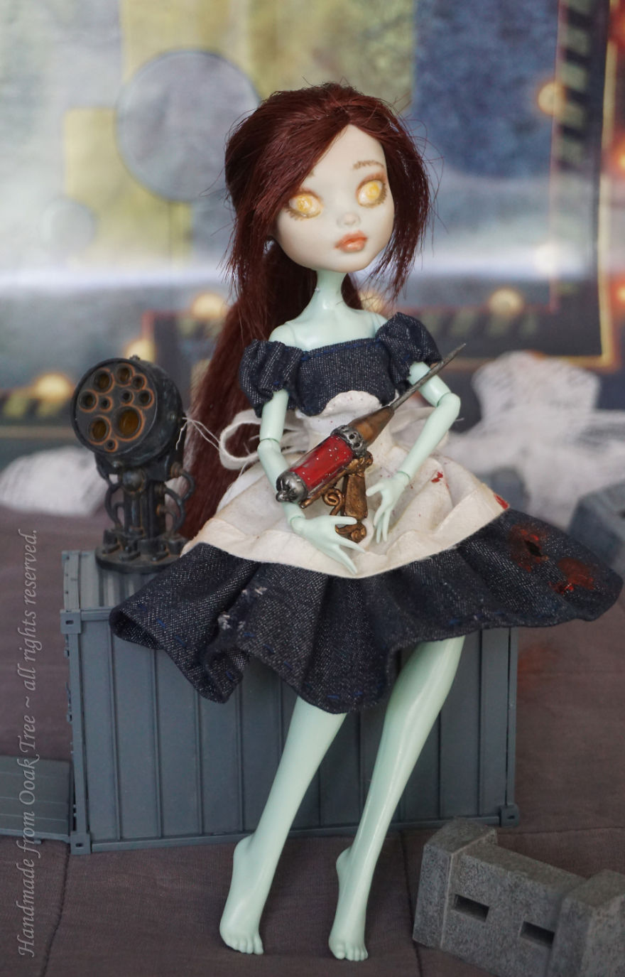 I Recreate Dolls Into People's Favorite Characters From Games, Movies And Pop Culture