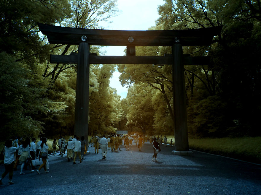 I Took Infrared Photos Of Japan To Show It In A New Light I Took Infrared Photos Of Japan To Show It In A New Light