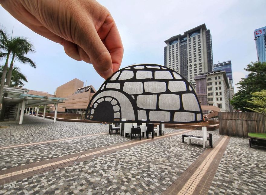 Building An Igloo At Hong Kong Space Museum