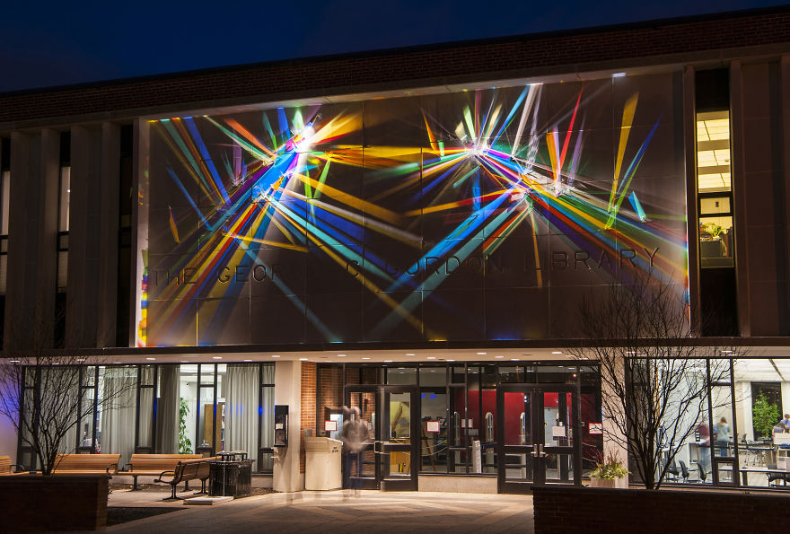 Lightpaintings: The First Unique Art Form Of The XXI Century