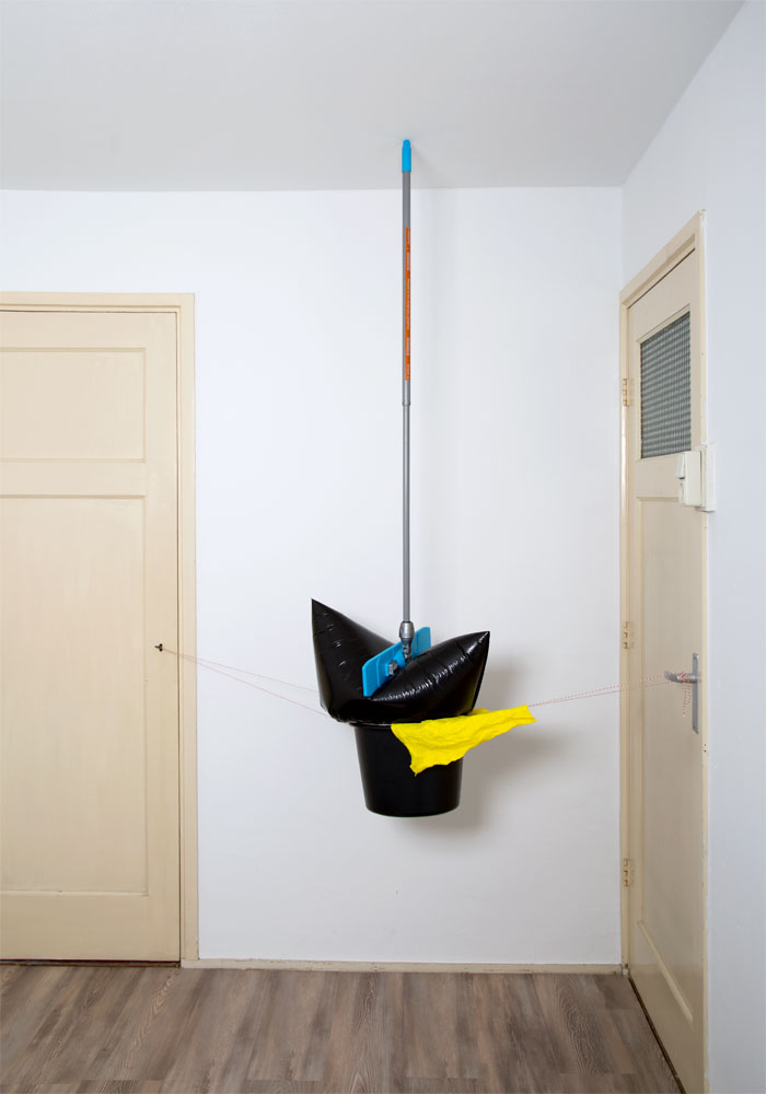Pillars Of Home: I Balance Household Objects Into Floor-To-Ceiling Sculptures Pillars Of Home: I Balance Household Objects Into Floor-To-Ceiling Sculptures