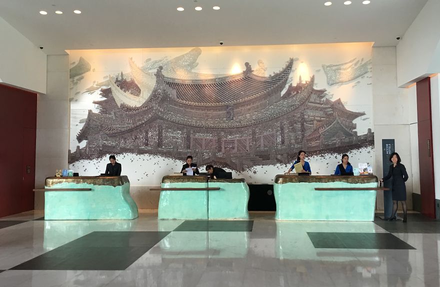 The Beauty Of Invisibility: I Use 1000s Of Pins To Create Art The Beauty Of Invisibility: I Use 1000s Of Pins To Create Art