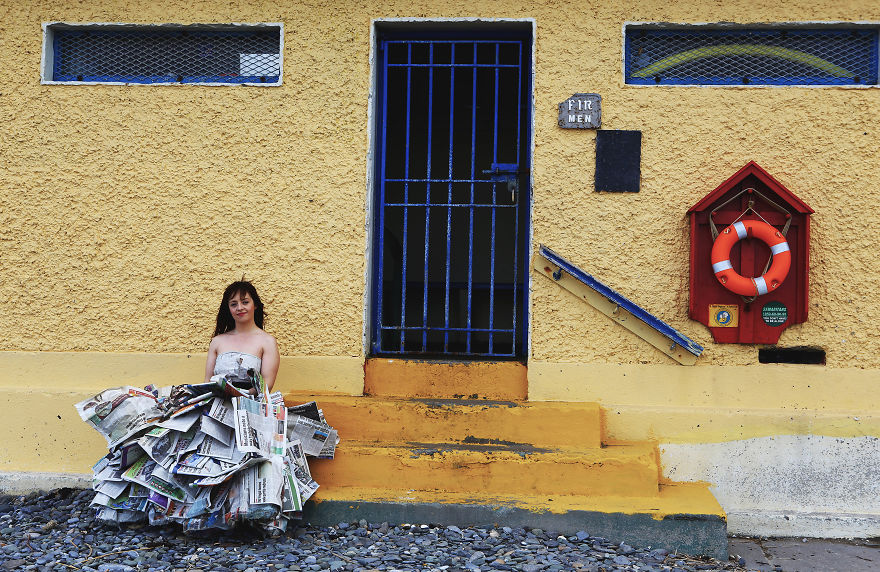 My Friend Made Her Dress From Hundreds Of Newspapers My Friend Made Her Dress From Hundreds Of Newspapers