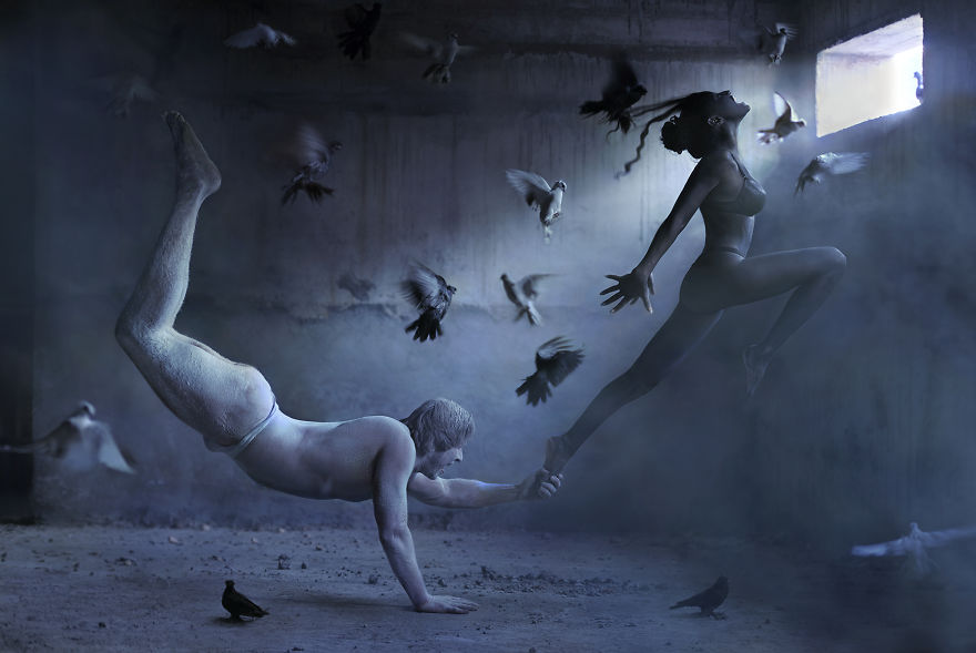 Levitation: I Combine Chaos And Elegance In My Gravity-defying Pictures Levitation: I Combine Chaos And Elegance In My Gravity-defying Pictures