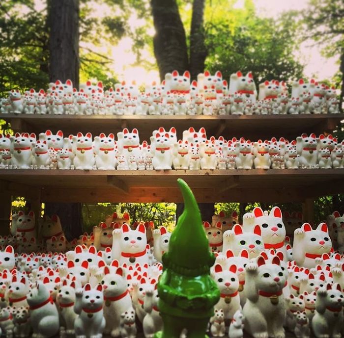 This Cheerful Gnome Is Travelling The World And He'll Make You Want To Travel Too This Cheerful Gnome Is Travelling The World And He'll Make You Want To Travel Too