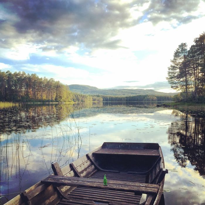 This Cheerful Gnome Is Travelling The World And He'll Make You Want To Travel Too This Cheerful Gnome Is Travelling The World And He'll Make You Want To Travel Too