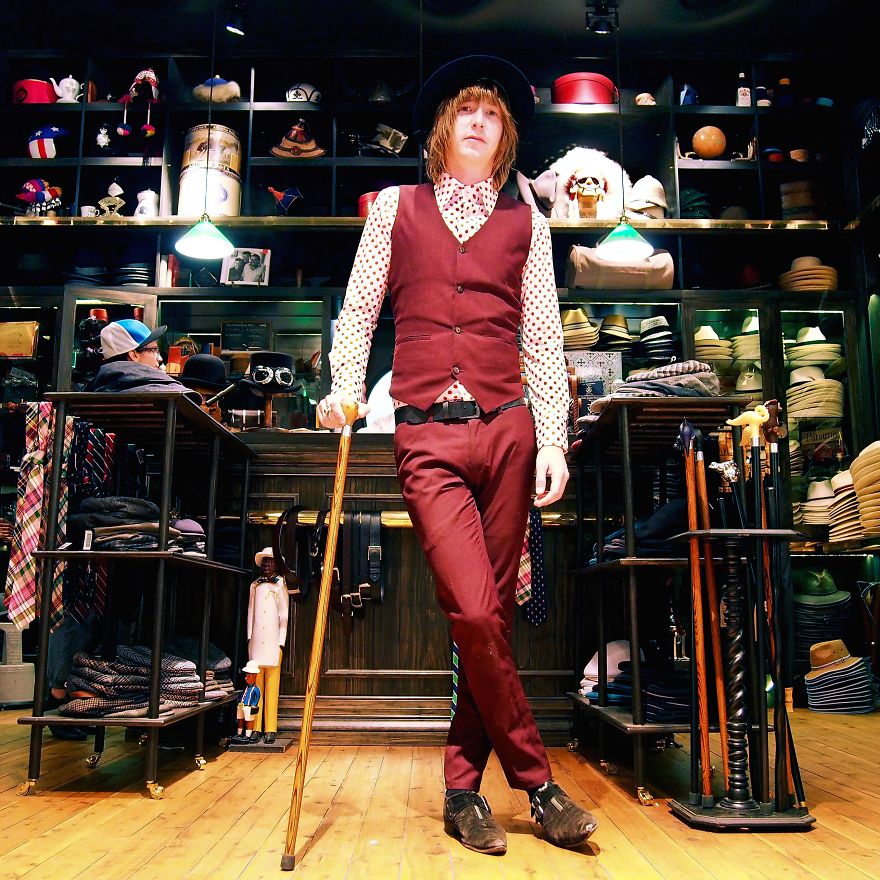 Elliott Hammond, Singer. Sydney, Autralia