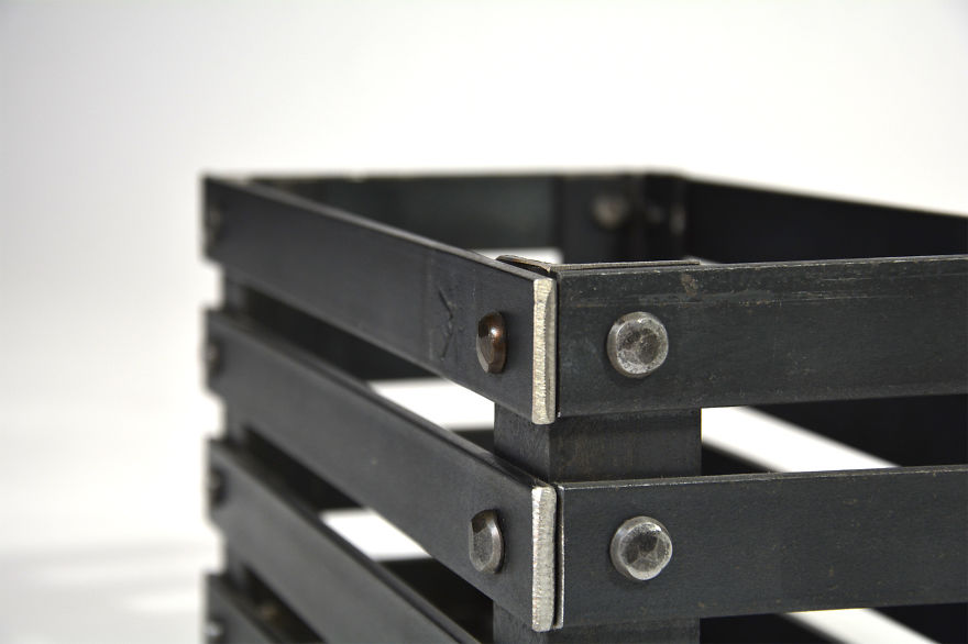 Wrought Iron Crate Apple