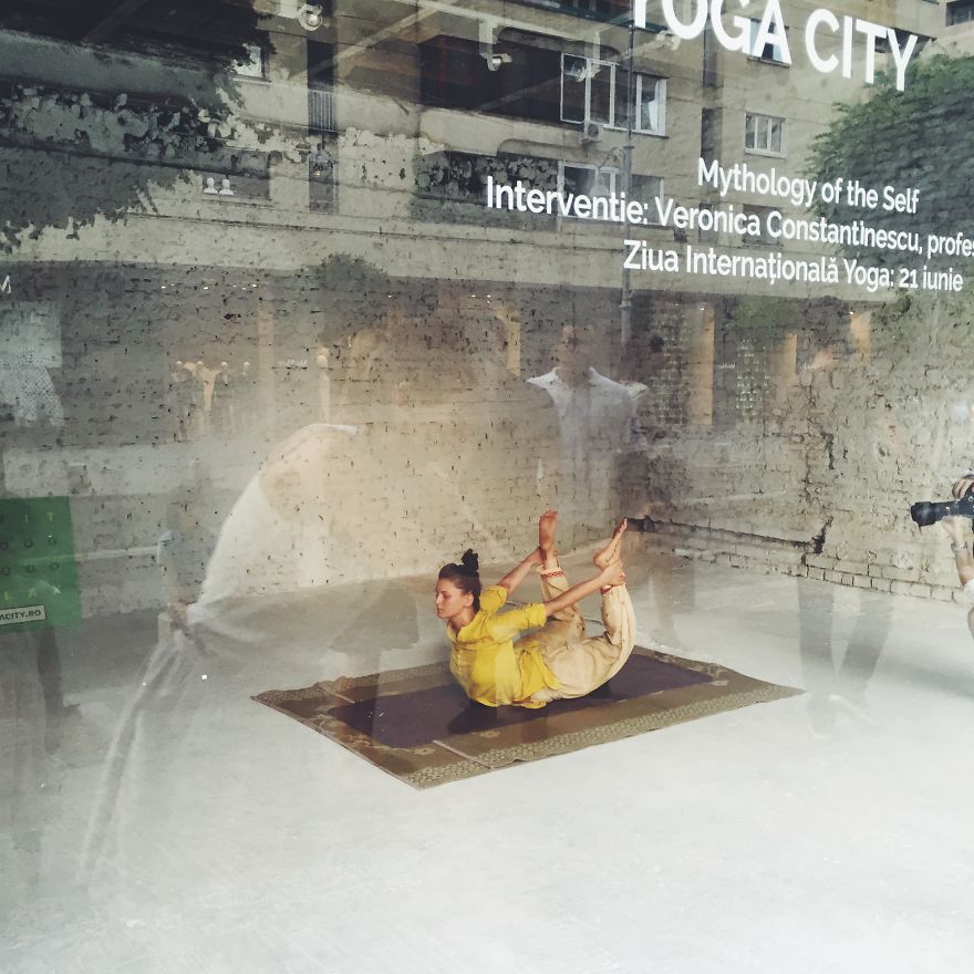 Yoga Experiment In An Art Gallery In The Middle Of Bucharest