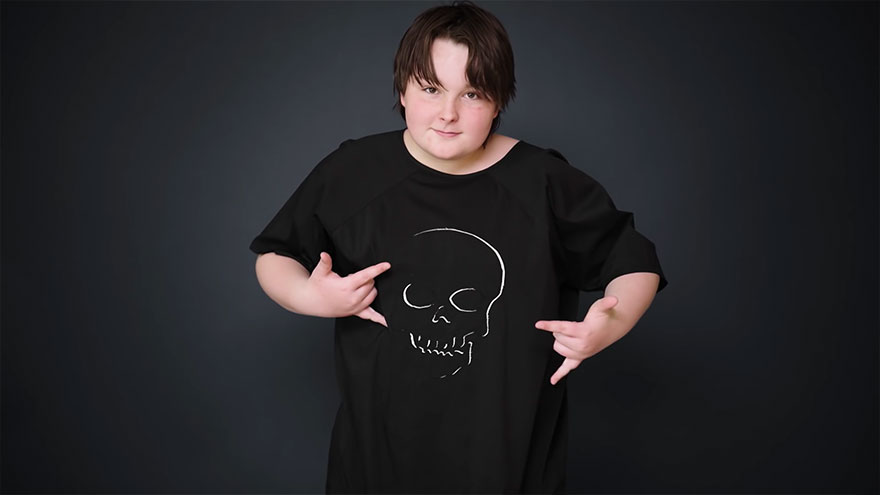 fashionable-hospital-gowns-starlight-children-foundation-canada-45