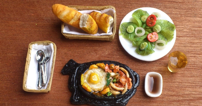 I Create Tiny Foods From Clay