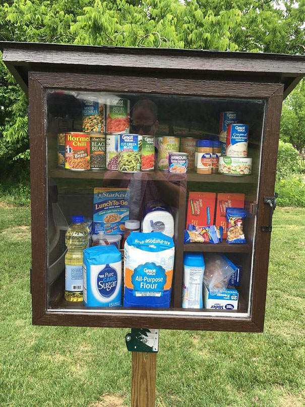 free-little-pantry-feed-homeless-poor-jessica-mcclard-1 free-little-pantry-feed-homeless-poor-jessica-mcclard-1