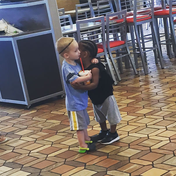 Kids Do What They Feel. These Two Strangers Just Hugged In A Fast Food Restaurant