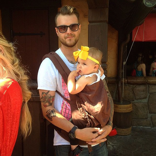 The Hottest Dads At Disneyland
