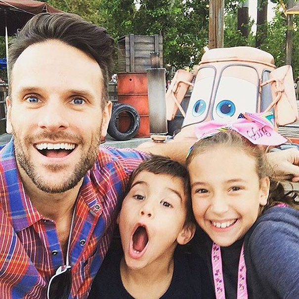 The Hottest Dads At Disneyland