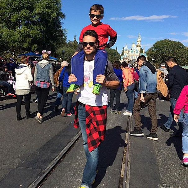 The Hottest Dads At Disneyland