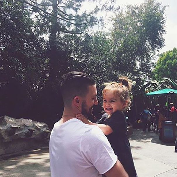 The Hottest Dads At Disneyland
