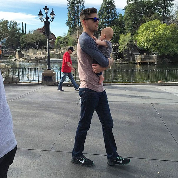 The Hottest Dads At Disneyland