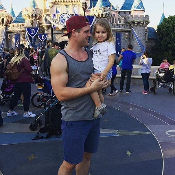 The Hottest Dads At Disneyland