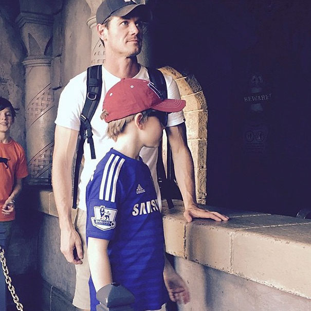 The Hottest Dads At Disneyland