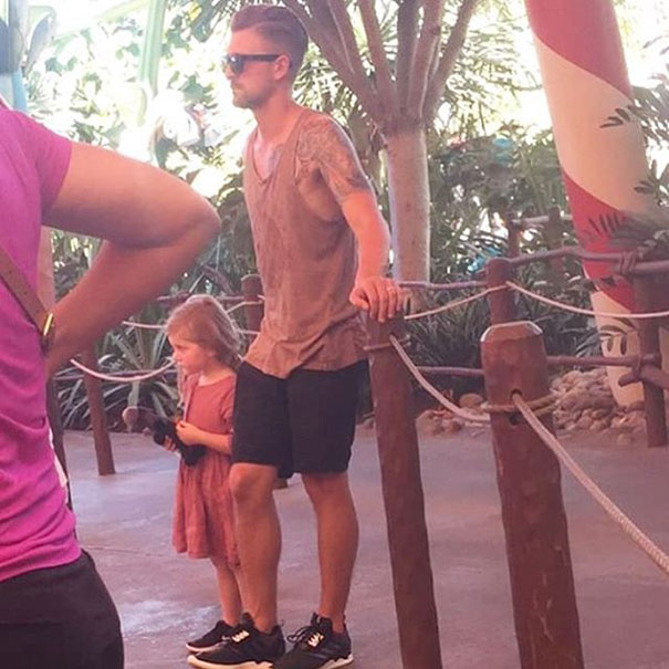 The Hottest Dads At Disneyland