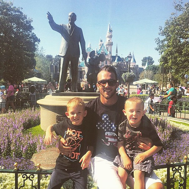 The Hottest Dads At Disneyland