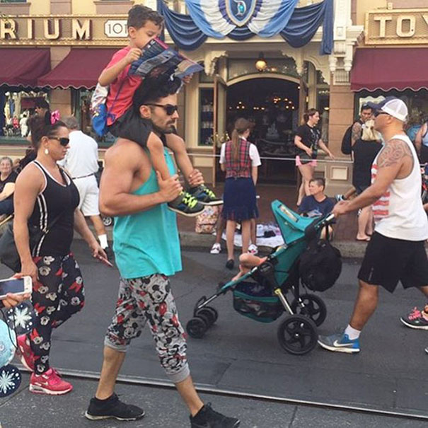 The Hottest Dads At Disneyland
