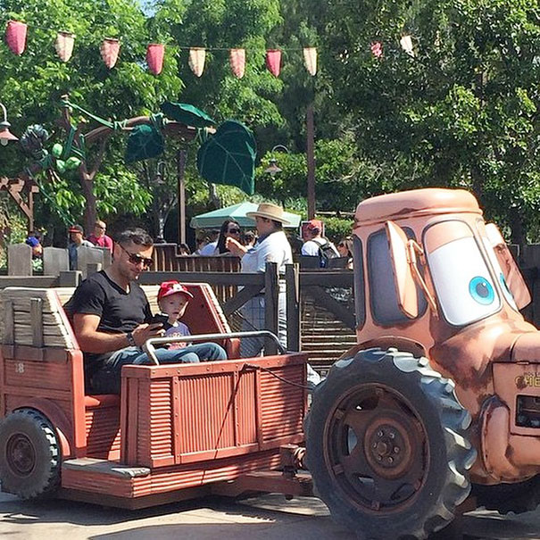 The Hottest Dads At Disneyland