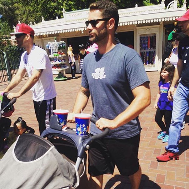 The Hottest Dads At Disneyland