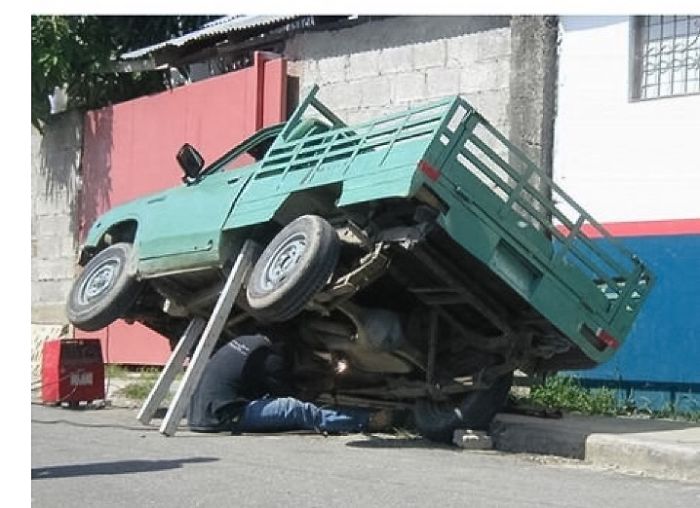 11 Reasons Why Women Live Longer Then Men.