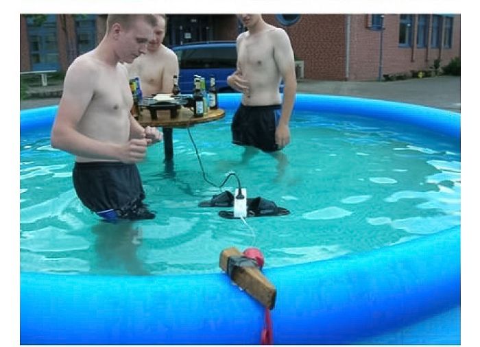 11 Reasons Why Women Live Longer Then Men.
