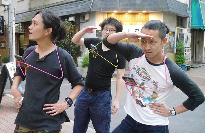 Japanese Invent “Poké-Han” Device To Rest Your Arms While Playing Pokémon Go