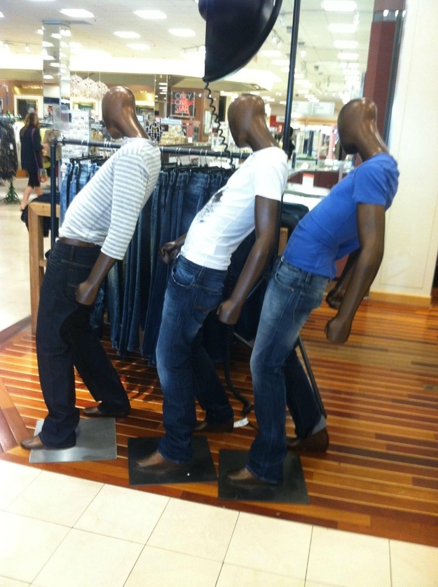 three-funny-mannequins-photoshop-battle
