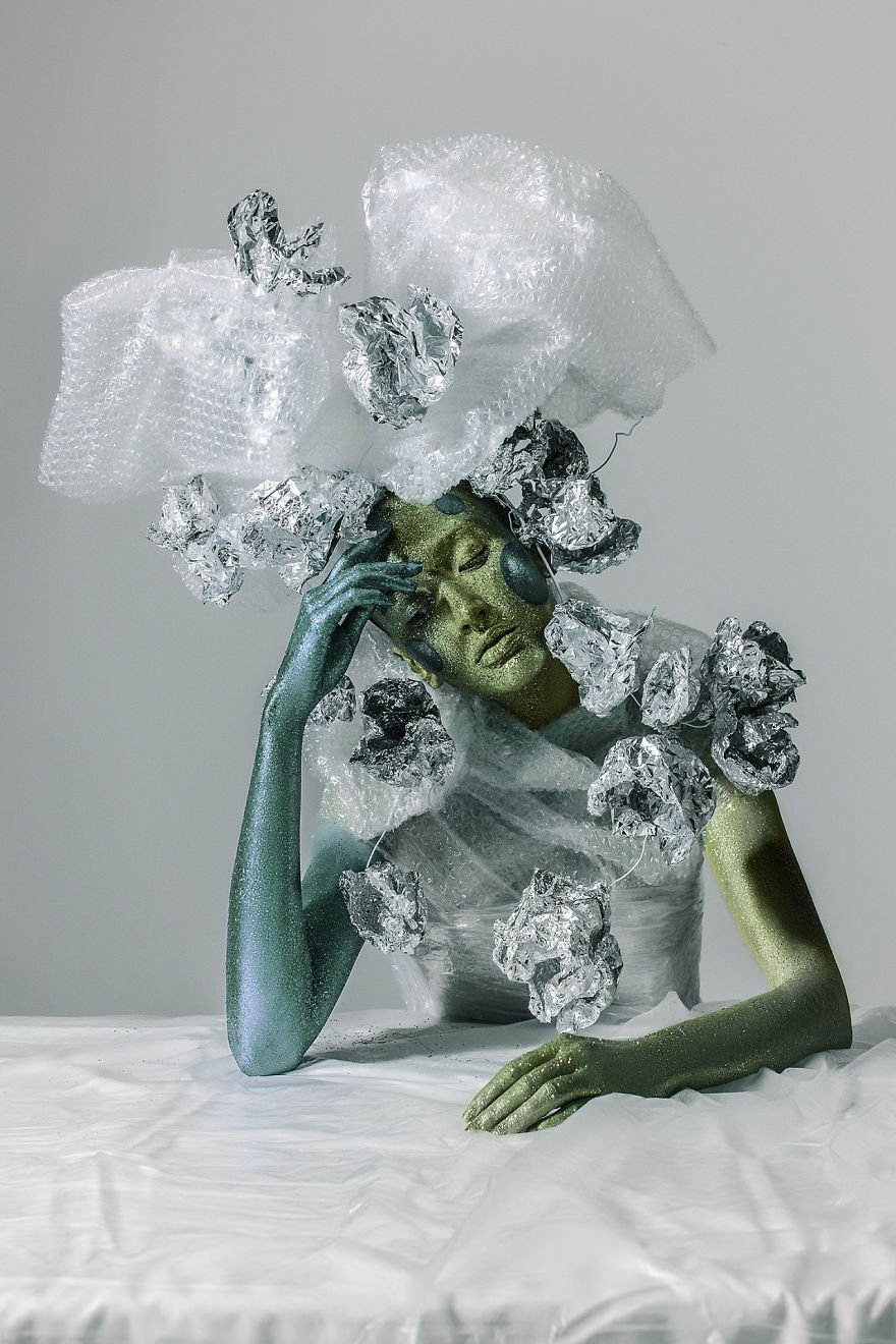 I Create Fashion From Items People Throw Away Immediately After Using Them I Create Fashion From Items People Throw Away Immediately After Using Them