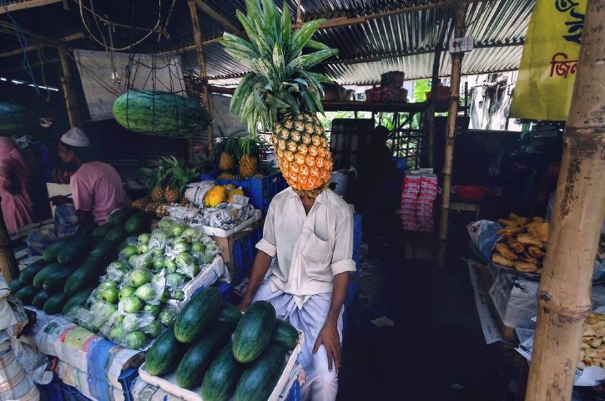 Fruit Heads: I Photographed Fruit Salesmen Holding Fruit They Sell Over Their Heads Fruit Heads: I Photographed Fruit Salesmen Holding Fruit They Sell Over Their Heads