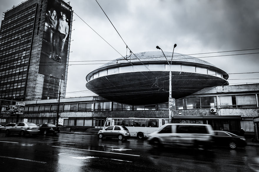 Brutalism - Only For People Who Love To Look At Decent Concrete Chunks