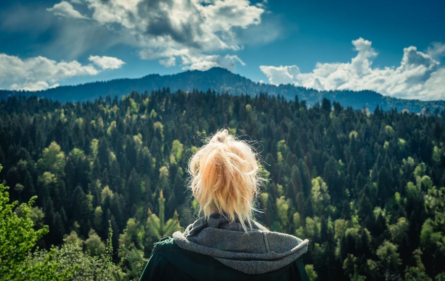 I Spent 12 Months Photographing My Girlfriend In Different Locations