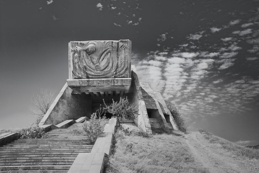 Brutalism - Only For People Who Love To Look At Decent Concrete Chunks