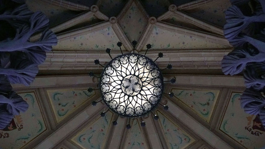 Look Up Project: I Start To Look Up To Capture Beautiful Lamps While Travelling Around Europe Look Up Project: I Start To Look Up To Capture Beautiful Lamps While Travelling Around Europe