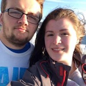 ponytrekkingviolet avatar