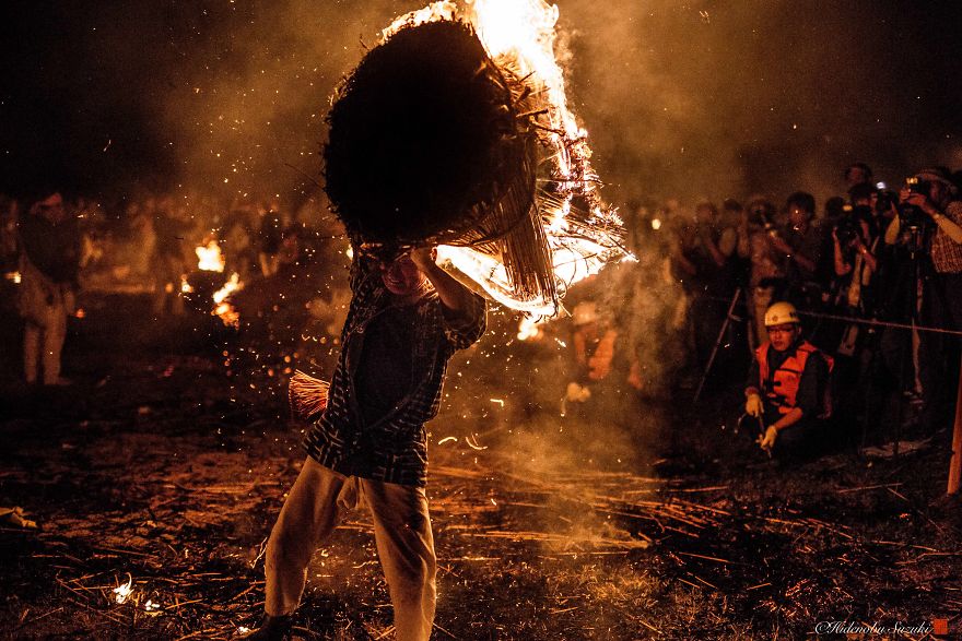 I Photographed The Traditional Fire Festival In Japan I Photographed The Traditional Fire Festival In Japan