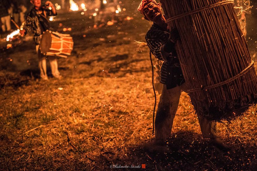 I Photographed The Traditional Fire Festival In Japan