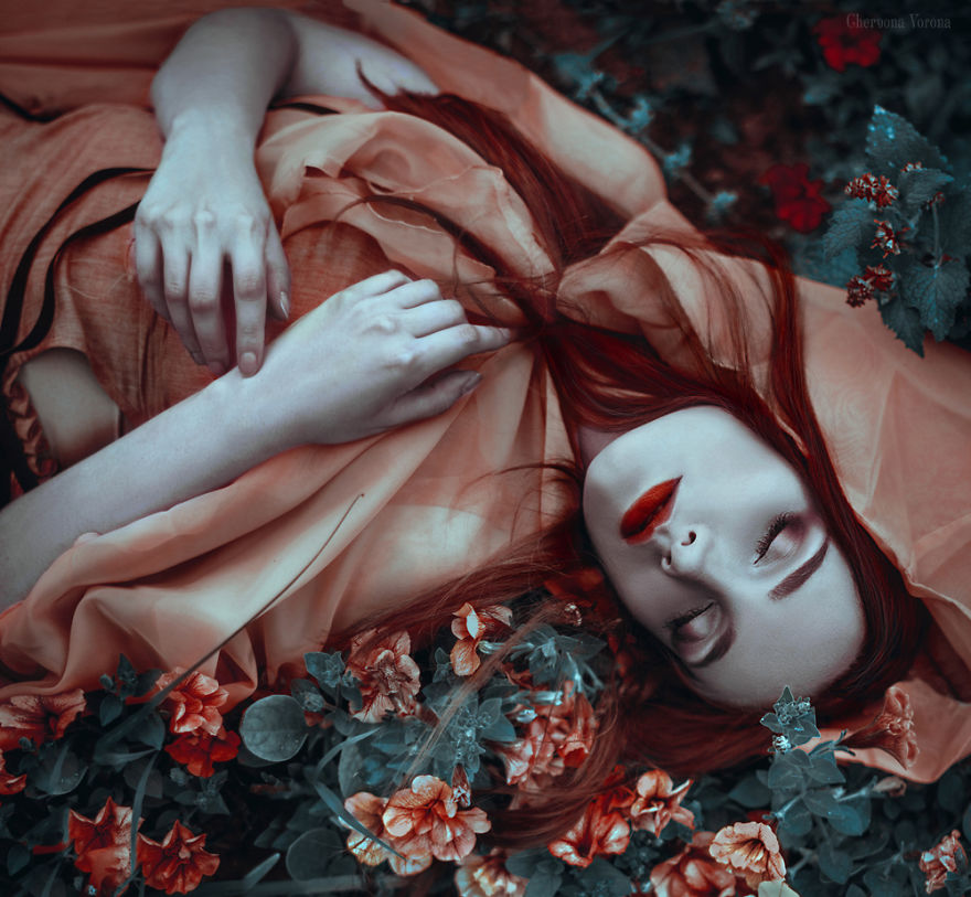 I Capture Forgotten Tales In My Dreamy Photoshoots I Capture Forgotten Tales In My Dreamy Photoshoots