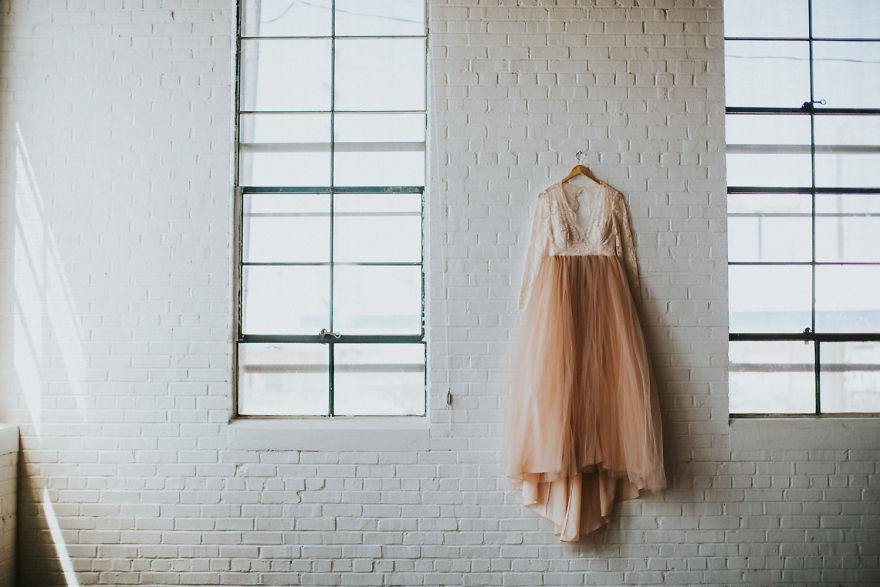 Paralyzed Woman Surprises Everyone When She Stands Up And Starts Walking Down The Aisle Paralyzed Woman Surprises Everyone When She Stands Up And Starts Walking Down The Aisle